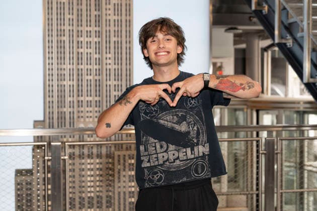 June 11, 2026, New York, New York, USA: Canadian singer-songwriter JOHNNY ORLANDO visits the Empire State Building in New York to celebrate the release of his new album, Songs for Young Lovers. New York USA - ZUMAa265 20260611_zep_a265_013 Copyright: xEricxAcquayex