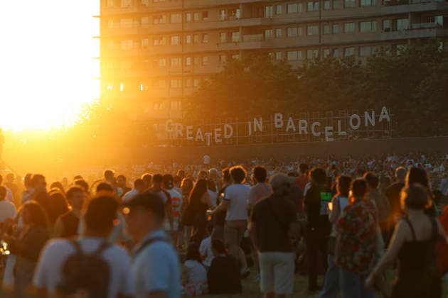 June 11, 2026, Porto, Portugal: Festival goers seen on the first day of the Primavera Sound Porto festival. Porto Portugal  - ZUMAs197 20260611_aaa_s197_127 Copyright: xRitaxFrancax
