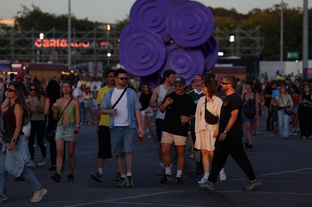 June 11, 2026, Porto, Portugal: Festival goers seen on the first day of the Primavera Sound Porto festival. Porto Portugal - ZUMAs197 20260611_aaa_s197_111 Copyright: xRitaxFrancax