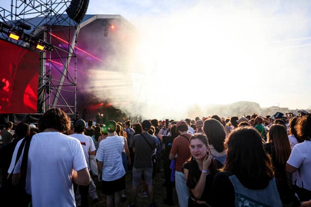 June 11, 2026, Porto, Portugal: Festival goers watch the concerts on the first day of the Primavera Sound Porto festival. Porto Portugal - ZUMAs197 20260611_aaa_s197_119 Copyright: xRitaxFrancax