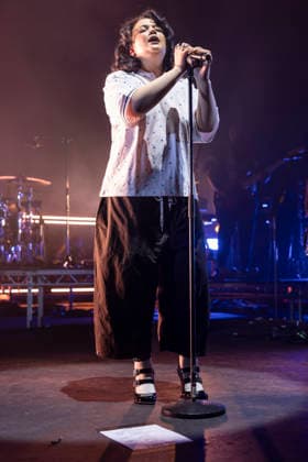 Lola Young performs at Manchester Apollo Lola Young performs at Manchester Apollo, Manchester, England, 11th June 2026, Credit:Mike Gray MIKE GRAY - B4227 Avalon  Copyright: xMikexGrayx xMIKExGRAYx-xB4227x xAvalonx 1109565840