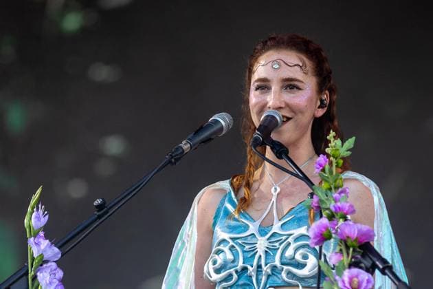 Primavera Sound Porto kicks off at city park - 11 Jun 2026 Portuguese Singer Emmy Curl performs during the Primavera Sound Porto 2026 at Parque da Cidade. Porto Portugal Copyright: xDiogoxBaptistax xSOPAxImagesx DB_PS261DAY_0005