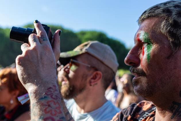 Primavera Sound Porto kicks off at city park - 11 Jun 2026 Festival?goers attend a concert during the Primavera Sound Porto 2026 at Parque da Cidade on the first day of the festival. Porto Portugal Copyright: xDiogoxBaptistax xSOPAxImagesx DB_PS261DAY_0029