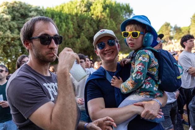 June 11, 2026, Porto, Portugal: Festival?goers attend a concert during the Primavera Sound Porto 2026 at Parque da Cidade on the first day of the festival. Porto Portugal  - ZUMAs197 20260611_aaa_s197_589 Copyright: xDiogoxBaptistax