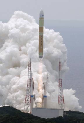 Japan launches H3 rocket A Japanese H3 rocket lifts off from the Tanegashima Space Center in Kagoshima Prefecture, southwestern Japan, on June 12, 2026. It marked the country s first rocket launch powered solely by liquid-fuel engines.  A14AA0005618500P