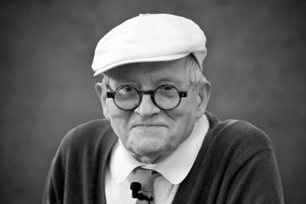 ACHTUNG FOTOMONTAGE: Britischer Kuenstler David HOCKNEY im Alter von 88 Jahren gestorben. ARCHIVFOTO; Portraet, PortroÂ¤t, Portrait, angeschnittenes Einzelbild, Einzelmotiv, *** ATTENTION PHOTOMONTAGE British artist David HOCKNEY died at the age of 88 ARCHIVE PHOTO portrait, portrait, cropped single image, single motif,