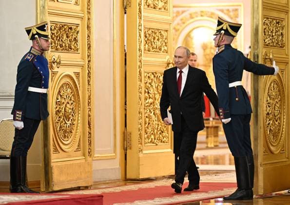 Russia Putin State Awards Presentation 9188394 12.06.2026 Russian President Vladimir Putin arrives to attend a ceremony to present state awards for achievements in science and technology, literature and the arts, and humanitarian activity, as well as Hero of Labour gold medals, at the Kremlin in Moscow, Russia. Sergey Bobylev Sputnik Moscow Russia  Copyright: xSergeyxBobylevx