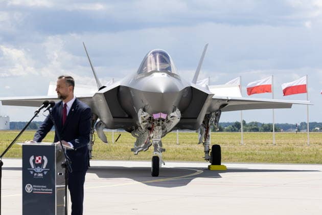 Lask 11.06.2026. The ceremony of official acceptance of F-35 aircraft into the Polish Armed Forces in 32nd Tactical Air Base Ceremonia oficjalnego przyjecia samolotow F-35 do Sil Zbrojnych w 32 Bazie Lotnictwa Taktycznego w Lasku. Persons Shown: WladysÅ‚aw Kosiniak-Kamysz F-35 Husarz Fot. Antoni Byszewski Arena Akcji NEWSPIX.PL --- newspix.pl POLAND OUT! 