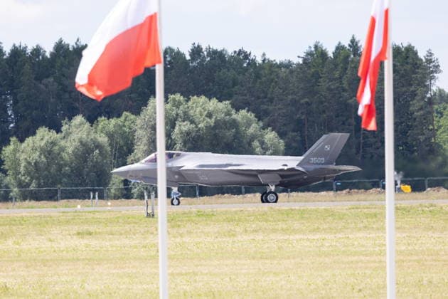 Lask 11.06.2026. The ceremony of official acceptance of F-35 aircraft into the Polish Armed Forces in 32nd Tactical Air Base Ceremonia oficjalnego przyjecia samolotow F-35 do Sil Zbrojnych w 32 Bazie Lotnictwa Taktycznego w Lasku. Persons Shown: Mysliwiec F-35 Husarz Fot. Antoni Byszewski Arena Akcji NEWSPIX.PL --- newspix.pl POLAND OUT! 