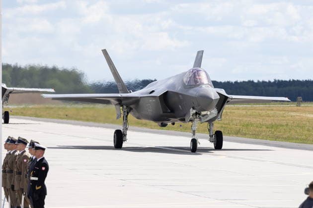 Lask 11.06.2026. The ceremony of official acceptance of F-35 aircraft into the Polish Armed Forces in 32nd Tactical Air Base Ceremonia oficjalnego przyjecia samolotow F-35 do Sil Zbrojnych w 32 Bazie Lotnictwa Taktycznego w Lasku. Persons Shown: Mysliwiec F-35 Husarz Fot. Antoni Byszewski Arena Akcji NEWSPIX.PL --- newspix.pl POLAND OUT! 