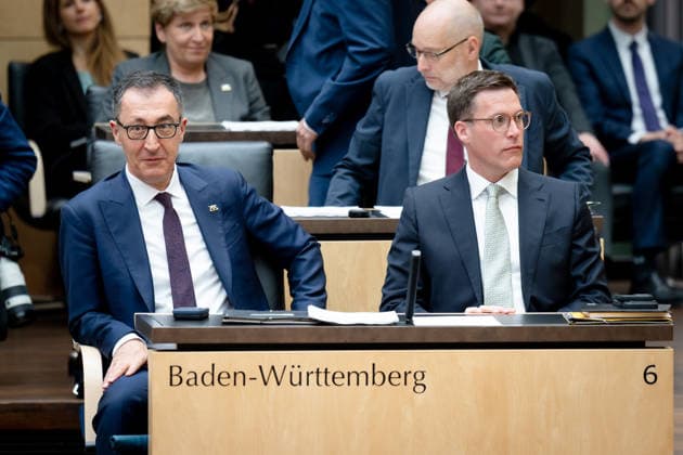 Sitzung, Bundesrat, Berlin Sitzung, Bundesrat, Berlin, Ministerpräsident, Cem Özdemir, Manuel Hagel, Stellvertretender Ministerpräsident und Minister des Inneren Berlin Berlin GER *** Meeting, Federal Council, Berlin Meeting, Federal Council, Berlin, Prime Minister, Cem Özdemir, Manuel Hagel, Deputy Prime Minister and Minister of the Interior Berlin Berlin GER