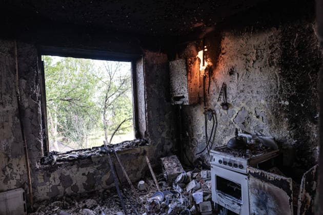 Aftermath of Russian attack on Ukraine s Druzhkivka DRUZHKIVKA, UKRAINE - JUNE 12: A house destroyed and ablaze following the impact of a Russian FPV drone in Druzhkivka, Ukraine, 12 June 2026 Diego Herrera Carcedo Anadolu Druzhkivka Ukraine. Editorial use only. Please get in touch for any other usage.  Copyright: x2026xAnadoluxDiegoxHerreraxCarcedox