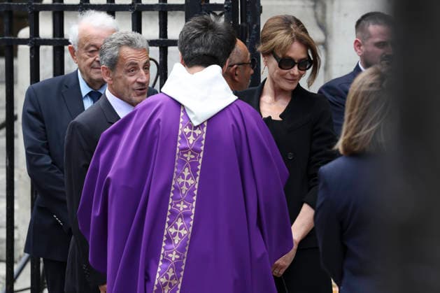 NEWS : Obseques de Bernadette Chirac - Paris - 12 06 2026 Obseques de Bernadette Chirac dans la basilique Sainte-Clotilde Ã Paris - Nicolas Sarkozy et Carla Bruni ParisFrance  Copyright: xMichaelxBaucherx