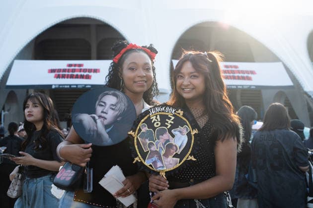 Fans gather ahead of BTS World Tour Arirang in South Korea s Busan BUSAN, SOUTH KOREA - JUNE 12: Fans pose for photos as BTS photos and characters are displayed at Jonghap Undongjang Station near Busan Asiad Main Stadium, the venue for BTS World Tour Arirang , in Busan, South Korea on June 12, 2026. Hwawon Ceci Lee Anadolu Busan South Korea. Editorial use only. Please get in touch for any other usage.  Copyright: x2026xAnadoluxHwawonxCecixLeex