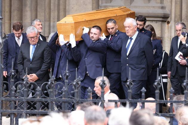 Bernadette Chirac Funeral - Paris Funeral ceremony of Bernadette Chirac, widow of former French president Jacques Chirac at Sainte-Clotilde basilica in Paris, France on June 12, 2026. Bernadette Chirac died on June 5, 2026, aged 93. Photo by Jerome Domine ABACAPRESS.COM Paris France  Copyright: xDominexJerome ABACAx