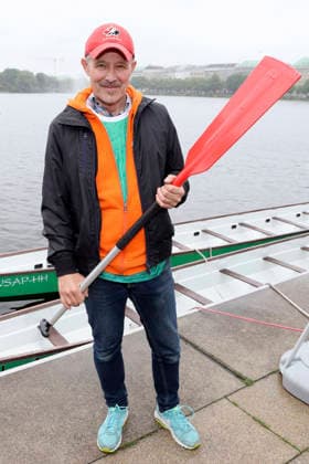 Andreas Brucker beim 20. Drachenbootrennen 2026 der Michael Stich Stiftung auf der Alster. Hamburg, 12.06.2026 *** Andreas Brucker at the 20 Dragon Boat Race 2026 of the Michael Stich Foundation on the Alster Hamburg, 12 06 2026 Foto:xgbrcix xFuturexImagex drachenboot_6603