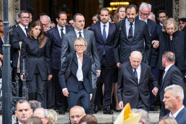 Esther Salat Baroux, Martin Rey Chirac, his mother Claude Chirac, Frédéric Salat Baroux, François Pinault and his wife Maryvonne Pinault, The funeral of B Chirac in the Sainte Clotilde Basilica in Paris 7th arrondissement on June 12, 2026 The former first lady of France died on June 5, 2026 at the age of 93 Jacovides Liewig Bestimage The funeral of B Chirac in the Sainte Clotilde Basilica in Paris 7th arrondissement on June 12, 2026 The former first lady of France died on June 5, 2026 at the age of 93 Paris France  Copyright: xJacovidesx xLiewigx xBestimagexJacovidesx xLiewigx xBestimagex
