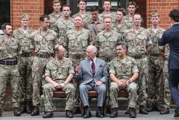 . 12 06 2026. Aldershot, United Kingdom. King Charles III during a visit to the Grenadier Guards at Lille Barracks in Aldershot, United Kingdom.  xPoolx xi-Imagesx IIM-26828-0003