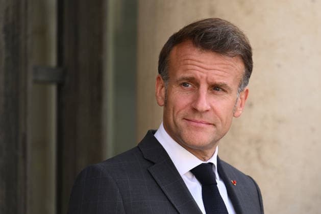 The President of the Republic, Emmanuel Macron, welcomed the Prime Minister of Canada, Mark Carney, to the Élysée Palace on 12 June 2026 - 12 06 2026 - France Ile-de-France (region) Paris -  JulienxMattiax xLexPictorium LePictorium_0335861