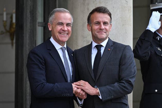 Emmanuel Macron welcomes Mark Carney at the Elysee FA French President Emmanuel Macron welcomes Prime Minister of Canada Mark Carney at the Elysee Palace in Paris on June 12, 2026. Photo by Firas Abdullah ABACAPRESS.COM Paris Ile-de-France France  Copyright: xAbdullahxFiras ABACAx