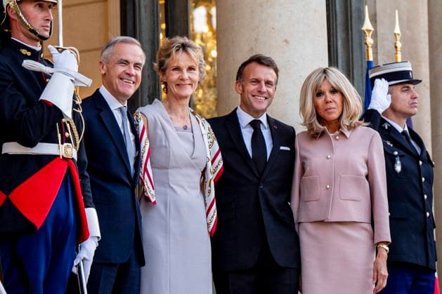 June 12, 2026, Paris, France: Canadian Prime Minister Mark Carney, from left to right, Diana Fox Carney, President of France Emmanuel Macron and Brigitte Macron pose for a photograph in the Palais de löÄÃ Elysee in Paris, on Friday, June 12, 2026. Paris France  - ZUMAc35_ 20260612_zaf_c35_155 Copyright: xChristopherxKatsarovx