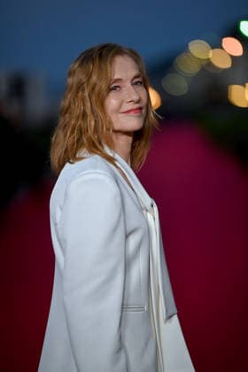 40th Cabourg Film Festival Day 3 FC Isabelle Huppert poses with her honorary Swann award on the red carpet during Day Three of the 40th Cabourg Film Festival on June 12, 2026 in Cabourg, France. Photo by Franck Castel ABACAPRESS.COM Cabourg  Copyright: xCastelxFranck ABACAx