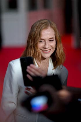 40th Cabourg Film Festival Day 3 FC Isabelle Huppert poses with her honorary Swann award on the red carpet during Day Three of the 40th Cabourg Film Festival on June 12, 2026 in Cabourg, France. Photo by Franck Castel ABACAPRESS.COM Cabourg  Copyright: xCastelxFranck ABACAx