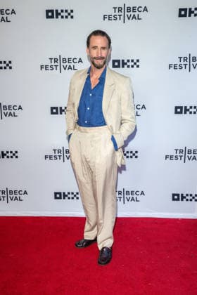 June 12, 2026, New York, United States: Joseph Fiennes attends Dear England Premiere during the 2026 Tribeca Film Festival at the SVA Theatre on June 12, 2026 in New York City. New York United States - ZUMAs197 20260612_aaa_s197_398 Copyright: xRonxAdarx
