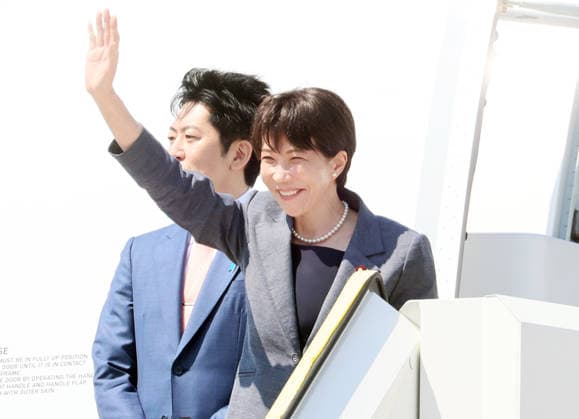 RECORD DATE NOT STATED June 13, 2026, Tokyo, Japan - Japanese Prime Minister Sanae Takaichi waves her hand to wellwishers as she leaves to United Kingdom at the Tokyo International Airport on Saturday, June 13, 2026. Takaichi will visit UK, Italy and France to attend the G7 summit meeting. (photo by Yoshio Tsunoda AFLO)  aflo_334263534