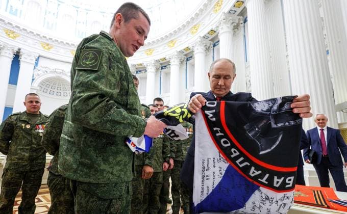 Russian President Vladimir Putin meets with military personnel involved in what Russia calls a special military operation in Ukraine, during a meeting at the Kremlin on the occasion of Russia Day, in Moscow Russian President Vladimir Putin meets with military personnel involved in what Russia calls a special military operation in Ukraine, during a meeting at the Kremlin on the occasion of Russia Day, in Moscow, Russia, June 12, 2026. Photo by Russian President official apaimages Russia Russia Russian Federation 120626_Russia_RPO_00(9) Copyright: xapaimagesxRussianxPresidentxxofficialx xapaimagesx