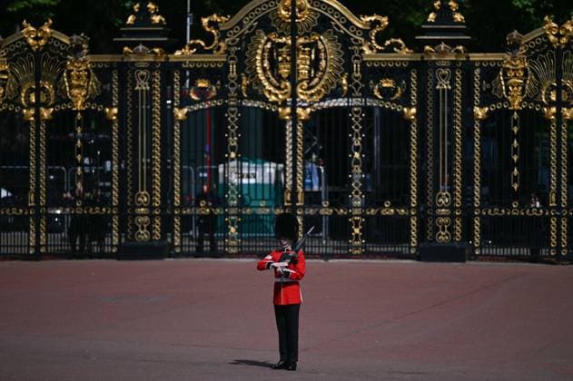 Trooping the Colour marks King Charles III’s official birthday in London LONDON, UNITED KINGDOM - JUNE 13: Military units of the Household Division take part in the Trooping the Colour ceremony marking the official birthday of King Charles III in London, United Kingdom, on June 13, 2026. With a history spanning more than 260 years, the event features a military parade at Horse Guards Parade attended by the King and members of the Royal Family. Rasid Necati Aslim Anadolu London United Kingdom. Editorial use only. Please get in touch for any other usage.  Copyright: x2026xAnadoluxRasidxNecatixAslimx
