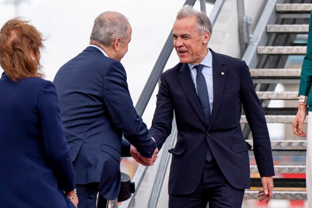 June 13, 2026, Dublin, Ireland: Prime Minister Mark Carney is greeted by the Taoiseach of Ireland Micheal Martin as he arrives in Dublin, Ireland, on Saturday, June 13, 2026. Dublin Ireland  - ZUMAc35_ 20260613_zaf_c35_010 Copyright: xChristopherxKatsarovx