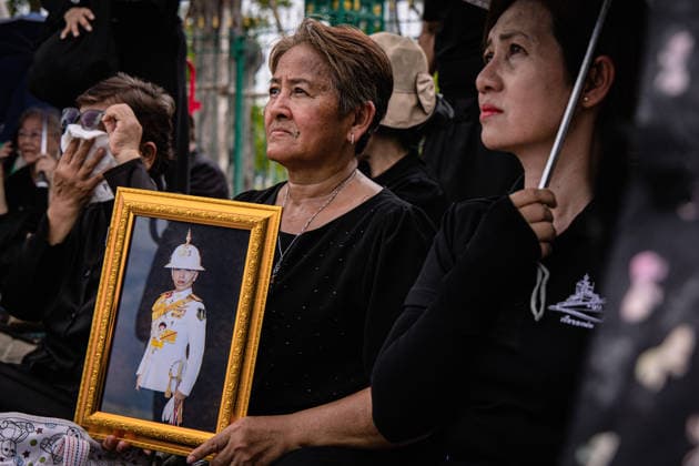 Thai king s eldest daughter Princess Bajrakitiyabha dies after prolonged illness BANGKOK, THAILAND - JUNE 13: Mourners react near the Grand Palace? to the passing of HRH Princess Bajrakitiyabha while holding a framed portrait of her on June 13, 2026 in Bangkok, Thailand. According to a statement released by the Thai Bureau of the Royal Household on 12 June 2026, HRH Princess Bajrakitiyabha died at King Chulalongkorn Memorial Hospital at the age of 47. Wissarut Weerasopon Anadolu Banghok Thailand. Editorial use only. Please get in touch for any other usage.  Copyright: x2026xAnadoluxWissarutxWeerasoponx