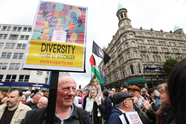 Anti-racism protest in Belfast BELFAST, NORTHERN IRELAND - JUNE 13: Thousands gather for anti-racism rally, after violence erupted across the city this week as the businesses and vehicles were targeted in Belfast, Northern Ireland on June 13, 2026. Conor McCaughley Anadolu Belfast Ireland. Editorial use only. Please get in touch for any other usage.  Copyright: x2026xAnadoluxConorxMcCaughleyx