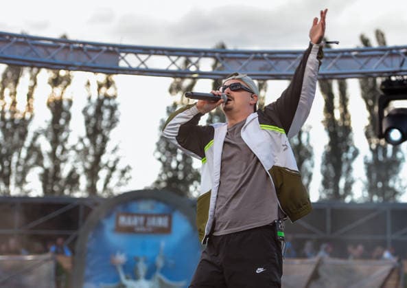 13.06.2026, xlakx, Entertainment, Mary Jane Berlin 2026 v.l. Der Rapper Herzog live auf der Mary Jane Bühne. Die Veranstaltung präsentiert Aussteller aus den Bereichen Cannabis, Medizin, Lifestyle und Hanfprodukte. Berlin *** 13 06 2026, xlakx, Entertainment, Mary Jane Berlin 2026 v l The rapper Herzog live on the Mary Jane stage The event presents exhibitors from the fields of cannabis, medicine, lifestyle and hemp products Berlin Daniel Lakomski