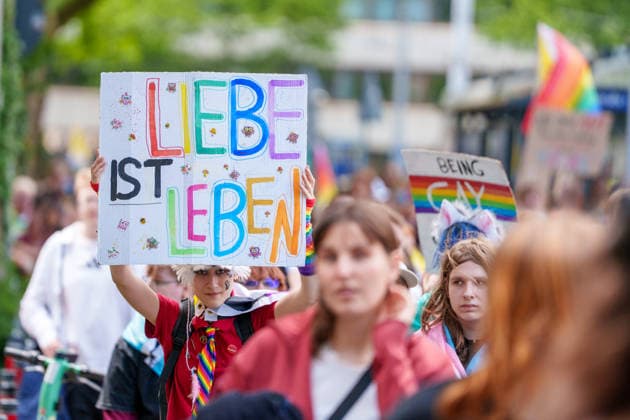 Pride March and Demonstration During CSD in Kassel Germany - Kassel, 13.06.2026 Sign with Love is life as Participants take part in the Christopher Street Day (CSD) march in Kassel. Demonstrators marched from Königsplatz through the city centre before returning to Königsplatz, where rallies and speeches were held before and after the procession. Hundreds of people gathered to advocate for LGBTQ+ rights, equality and diversity. Local media reported attendance of around 1,500 participants, though official figures were not immediately available. Hesse