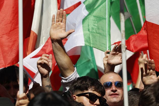 Anti-immigration demonstration in Rome ROME, ITALY, JUNE 13: Protesters gesture during an anti-immigration demonstration in Rome, Italy, on June 13, 2026. Thousands of people took part in a march organized by the far-right movement Remigration and Reconquest in support of a popular legislative proposal aimed, according to the organizers, at tackling irregular immigration and safeguarding national identity. Chants praising Benito Mussolini and anti-Muslim slogans were also heard during the demonstration. Riccardo De Luca Anadolu Rome Italy. Editorial use only. Please get in touch for any other usage.  Copyright: x2026xAnadoluxRiccardoxDexLucax
