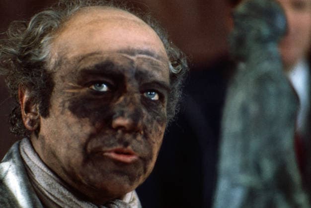 Walter Scheel, ein deutscher Politiker, ist hier mit einem rußverschmierten Gesicht zu sehen, möglicherweise während eines Besuchs in Castrop-Rauxel, einer Stadt mit Bergbaugeschichte. Er trägt ein helles Halstuch. Deutschland, 1978 Castrop-Rauxel Nordrhein-Westfalen Deutschland *** Walter Scheel, a German Politicians, is here with a soot-smeared Face to see, possibly during one Visit in Castrop Rauxel, a City with Mining history he carries a bright Scarf Germany, 1978 Castrop Rauxel North Rhine Westphalia Germany Copyright: xUnitedxArchivesx xSvenxSimonxArchives SVS_94040000529