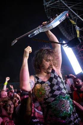 IDLES at Primavera Sound Porto 2026 Mark Bowen, guitarist of the British punk band IDLES, performs during Primavera Sound Porto 2026 at Parque da Cidade. Porto Portugal Copyright: xDiogoxBaptistax xSOPAxImagesx DB_IDLESPS263DAY_0023