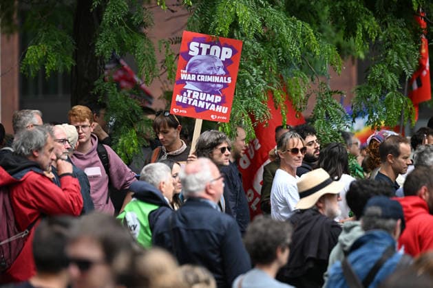 Anti-war march held in Brussels BRUSSELS, BELGIUM - JUNE 14: Thousands of people take part in an anti-war march in Brussels, Belgium on June 14, 2026. Demonstrators gathered at Brussels North Railway Station (Gare du Nord), a city that hosts EU institutions and NATO headquarters, before marching to Jean Rey Square. Dursun Aydemir Anadolu Brussels Belgium. Editorial use only. Please get in touch for any other usage.  Copyright: x2026xAnadoluxDursunxAydemirx