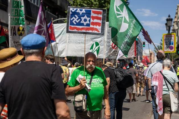 demonstration against rearmament and imperialist war MADRID, SPAIN JUNE, 2026: Demonstration against rearmament and imperialist war in Madrid. The demonstration takes place against the backdrop of an international escalation of military tensions, fueled by the â‚¬800 billion RearmEurope plan presented by Ursula von der Leyen. Photo by C. Carvajal JNA Press. (Photo by C. Carvajal JNA Press via Nexpher Images) Madrid MADRID