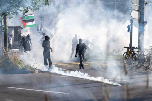Reportage - G7 Summit Protests Geneve, Switzerland, 14 06 2026. during G7 Summit Protests, Reportage in Geneve, Switzerland, June 14 2026 Geneve City center Switzerland Copyright: xLeonardoxGaravagliax xLiveMediax LPN_2523611