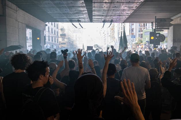 June 14, 2026, Geneva, Canton Of Geneva, Switzerland: Thousands of people took part in the NOG7 demonstration held in Geneva on 14 June. During the protest, shop windows were smashed and a car was set alight, and demonstrators clashed repeatedly with the police. The march, which set off from the lakeside, then made its way through the city centre, passing in front of the UNHCR headquarters, where clashes broke out. Geneva Switzerland - ZUMAs377 20260614_znp_s377_034 Copyright: xPietroxStariccox