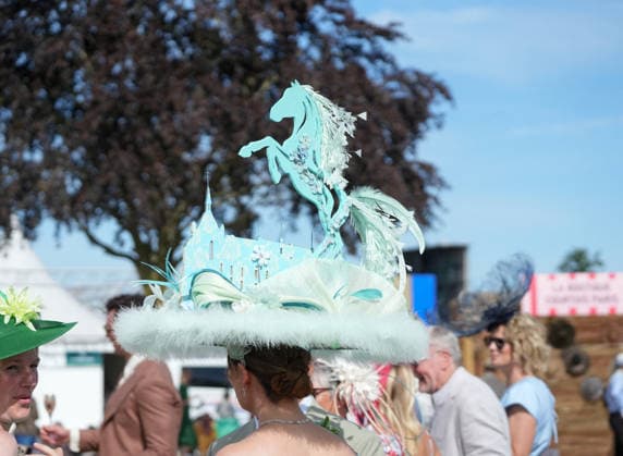 Illustration Prix de Diane Longines 2026 at the Hippodrome de Chantilly on june 14th 2026 Anne Sophie Guebey Bestimage Prix de Diane Longines 2026 at the Chantilly Racecourse on june 14th 2026 Chantilly France  Copyright: xAnne-SophiexGuebeyx xBestimagexAnne-SophiexGuebeyx xBestimagex