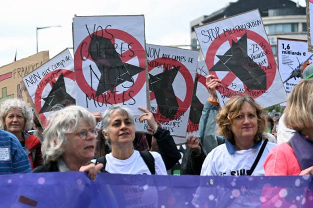 June 14, 2026, Brussels, Belgio, Belgium: European demonstration against rearmament, welfare not warfare, Brussels, June 14, 2026 Brussels Belgium  - ZUMAa289 20260614_zia_a289_012 Copyright: xAleandroxBiagiantix xAgfx