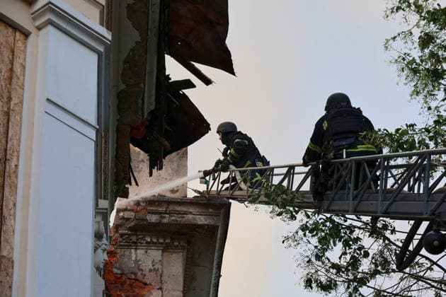 Rescuers use an aerial ladder to extinguish a fire at the Kharkiv Art Museum, caused by a Russian drone strike, Kharkiv, Ukraine, June 14, 2026. The Russian army attacked the northeastern city with drones, injuring five people, including a one-month-old baby. On the afternoon of June 14, Russians struck two districts of Kharkiv with drones. (Photo by Viacheslav Madiievskyi Ukrinform) Russians strike Kharkiv Art Museum with drone  Copyright: xViacheslavxMadiievskyix
