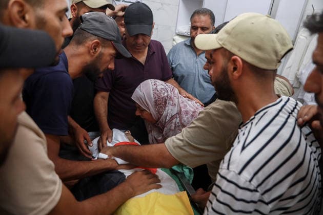 Funeral ceremony held for Palestinians killed in Israeli attacks on Gaza GAZA CITY, GAZA, PALESTINE - JUNE 15: Citizens and relatives of the Palestinians, who died as a result of the Israeli attack on Jabalia Refugee Camp despite the ceasefire, mourn as the bodies are brought to the Al-Shifa Hospital for funeral procedures in Gaza City, Gaza, Palestine on June 15, 2026. Abdalhkem Abu Riash Anadolu Gaza City Gaza. Editorial use only. Please get in touch for any other usage.  Copyright: x2026xAnadoluxAbdalhkemxAbuxRiashx