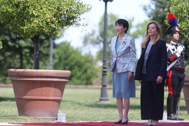 IPA85712695 - Rome, Italy June 15, 2026: At Villa Pamphilj, Prime Minister Giorgia Meloni meets with Japanese Prime Minister Sanae Takaichi. The meeting reaffirms the strength of bilateral relations and the shared commitment to strengthening cooperation and friendship between Italy and Japan in key areas of strategic interest.  Copyright: xmarcoxiacobuccix xmarcoxiacobuccix 85712695