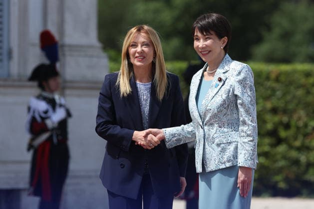 IPA85712993 - Rome, Italy June 15, 2026: At Villa Pamphilj, Prime Minister Giorgia Meloni meets with Japanese Prime Minister Sanae Takaichi. The meeting reaffirms the strength of bilateral relations and the shared commitment to strengthening cooperation and friendship between Italy and Japan in key areas of strategic interest.  Copyright: xmarcoxiacobuccix xmarcoxiacobuccix 85712993