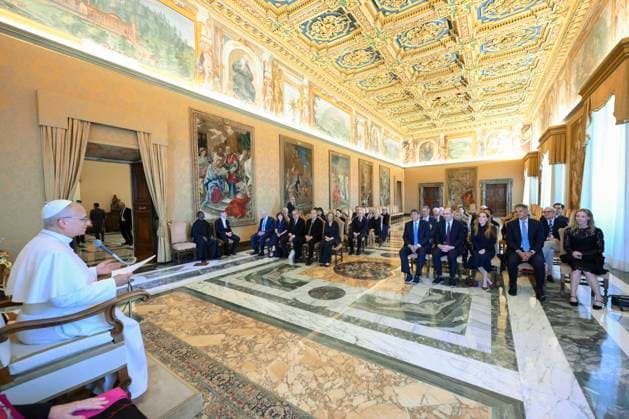 ITALY - POPE LEO XIV RECEIVESDELEGATION FROM THE UNITED JEWISH APPEAL - FEDERATION OF NEW YORK IN A PRIVATE AUDIENCE IN THE VATICAN - 2026 6 15 Italy, Rome, Vatican, 2026 6 15 . Pope Leo XIV receives Delegation from the United Jewish Appeal – Federation of New York in a private audience in the Vatican EDITORIAL USE ONLY - NO BOOKS Copyright: xVATICANxMEDIAx